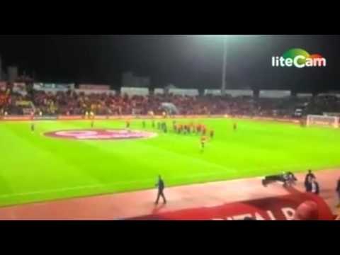 Lojtaret e kombetares serbe zbresin ne Elbasan Arena - Ora News- Lajmi i fundit-