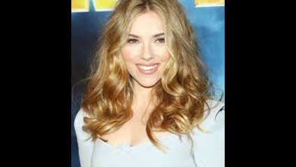 Beautiful Hair Style of Scarlett Johansson