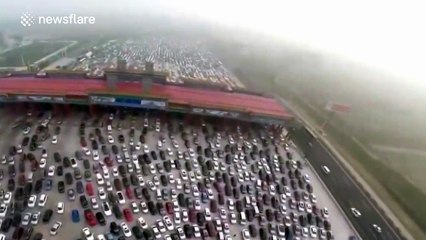 Drone captures insane gridlock on 50-lane Chinese motorway
