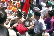 Punjab Police Lathi Charge on Public at Sangrur