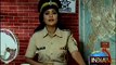 Ghar waalo ke Samne Aaya Ragini ki Saazisho ka Video jise Dekh RAgini hui Behosh - 8 october 2015 - Swaragini