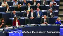 Merkel muß weg - scharfe Kritik im EU Parlament an Merkels Asylpolitik