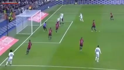 Unbelievable Cristiano Ronaldo jumps higher than Goal post.