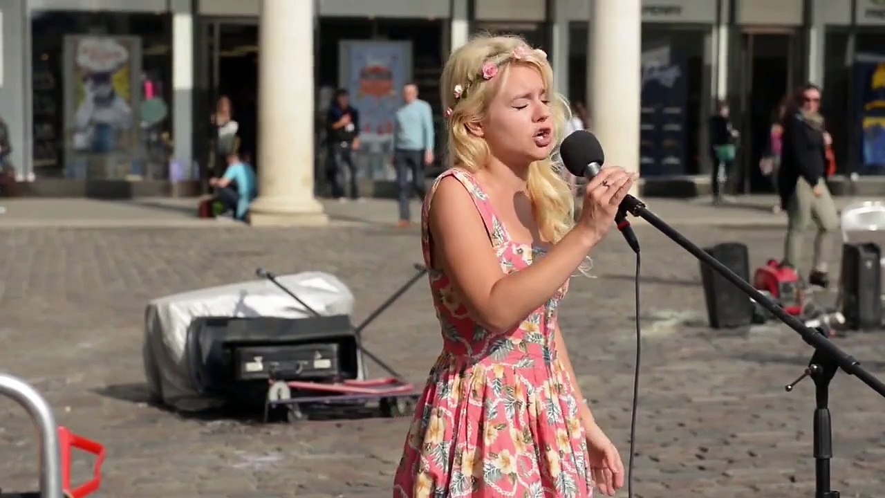 Street_Performance_-_Original_Song_Killing_Me_Slowly_Barefoot_Street_Performer_Sammie_Jay_Music