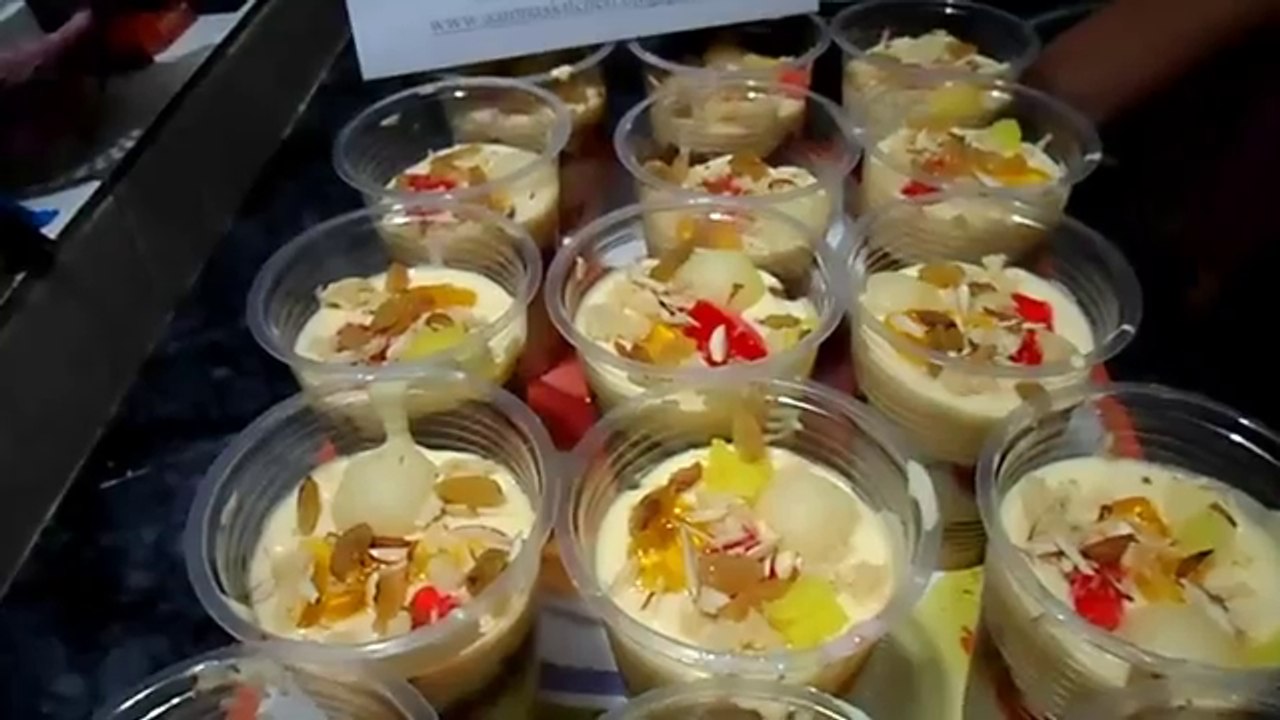 How make  fresh  Fruit pudding Trifle-AAmna's Kitchen.