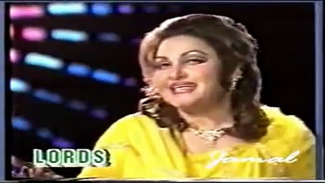 Gaaye-Gi-Duniya-Geet-Meray-Full-Song