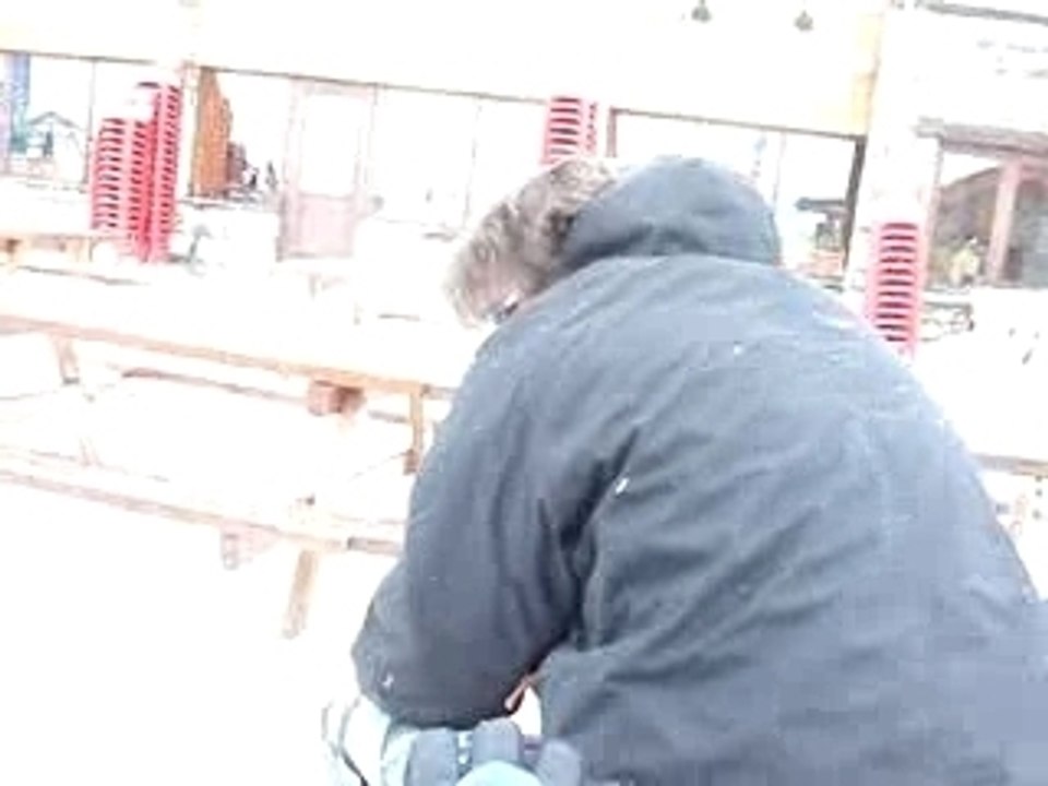 ...ski...