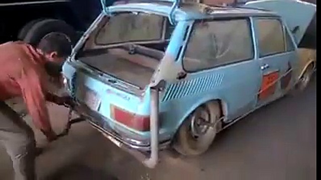 کار کا ایسا استعمال آپ نے کبھی بھی نہ دیکھا ہوگا ۔۔ دلچسپ ویڈیو