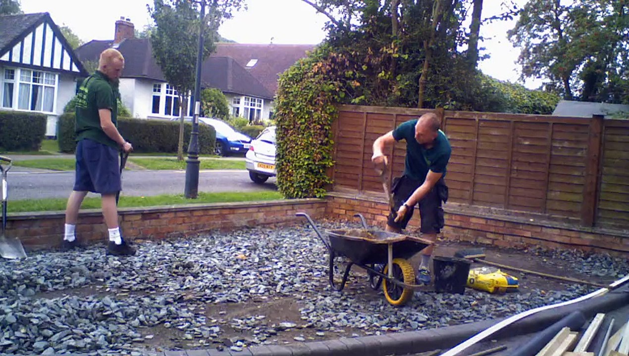 Synthetic Grass, Artificial Grass Installation in Letchworth, Hertfordshire - http://www.premiumartificialgrass.co.uk