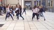 Kerneuzec : Le flashmob des lycéens pour leurs amis suédois