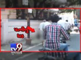 Man beheads wife, walks on the streets with severed head - Tv9 Gujarati