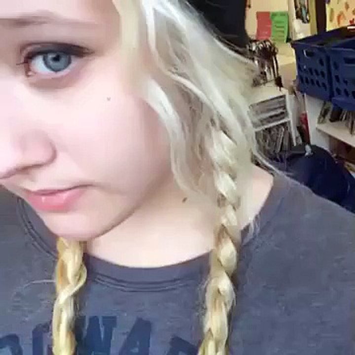 Girl taking a Very dangerous creature in mouth  that scared to do most of people.