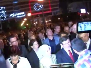 Davutoğlu'ndan taşeron işçiye: Taşeron ama telefonu var