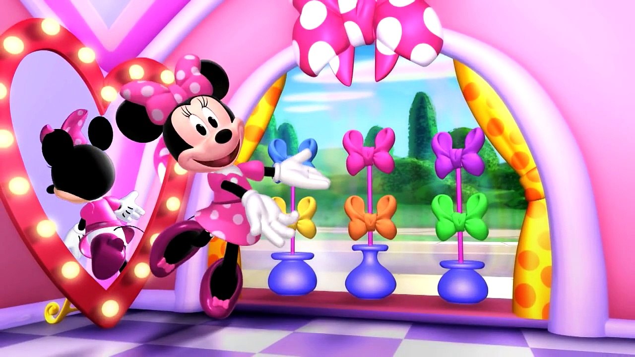 Disney Junior España | Los cuentos de Minnie: Una tienda en la oscuridad