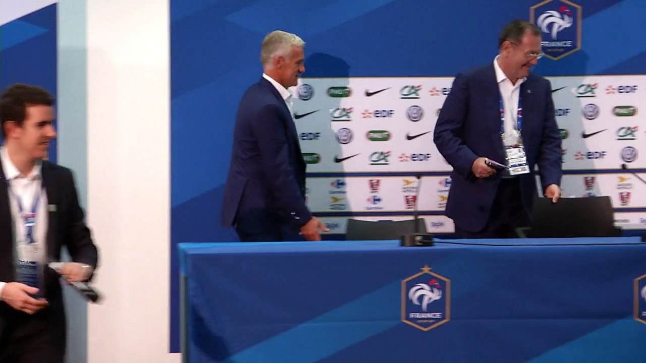 Fifa: Deschamps a "toujours confiance" en Platini