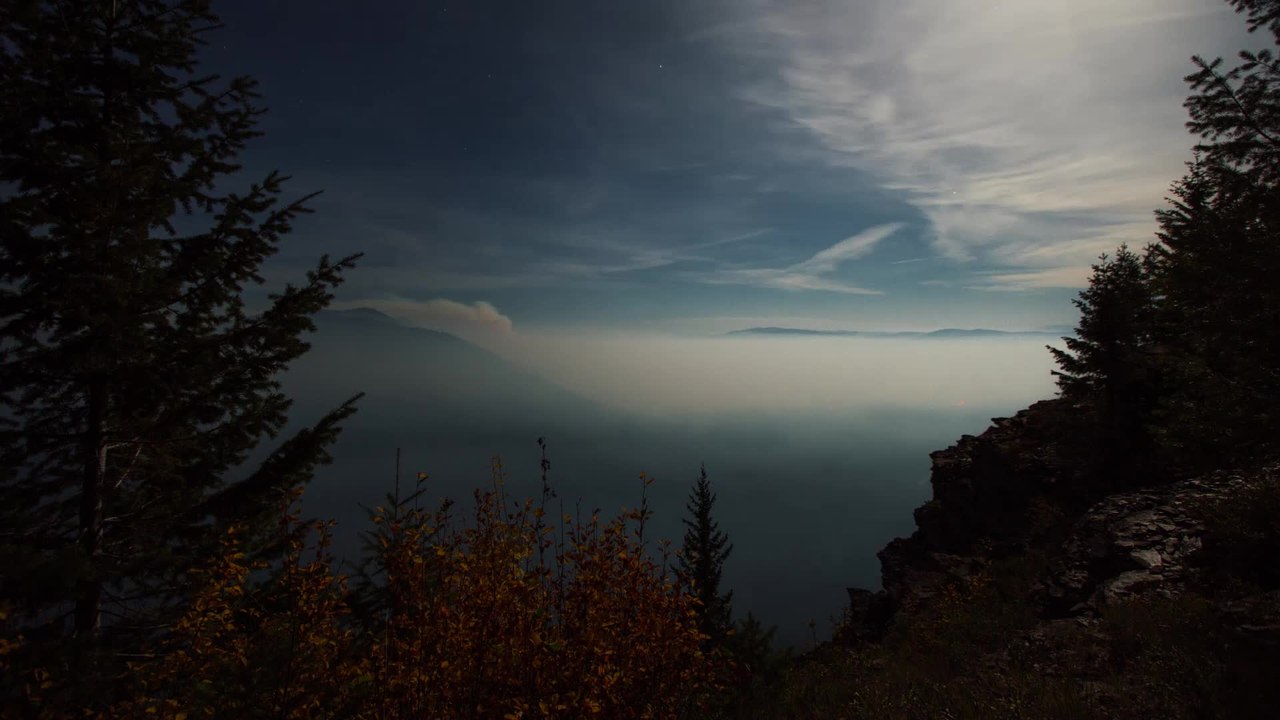 Time lapse overlooks forest fires in Idaho