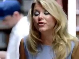 Komik reklam : güzellik beyin olmadan bir hiçtir