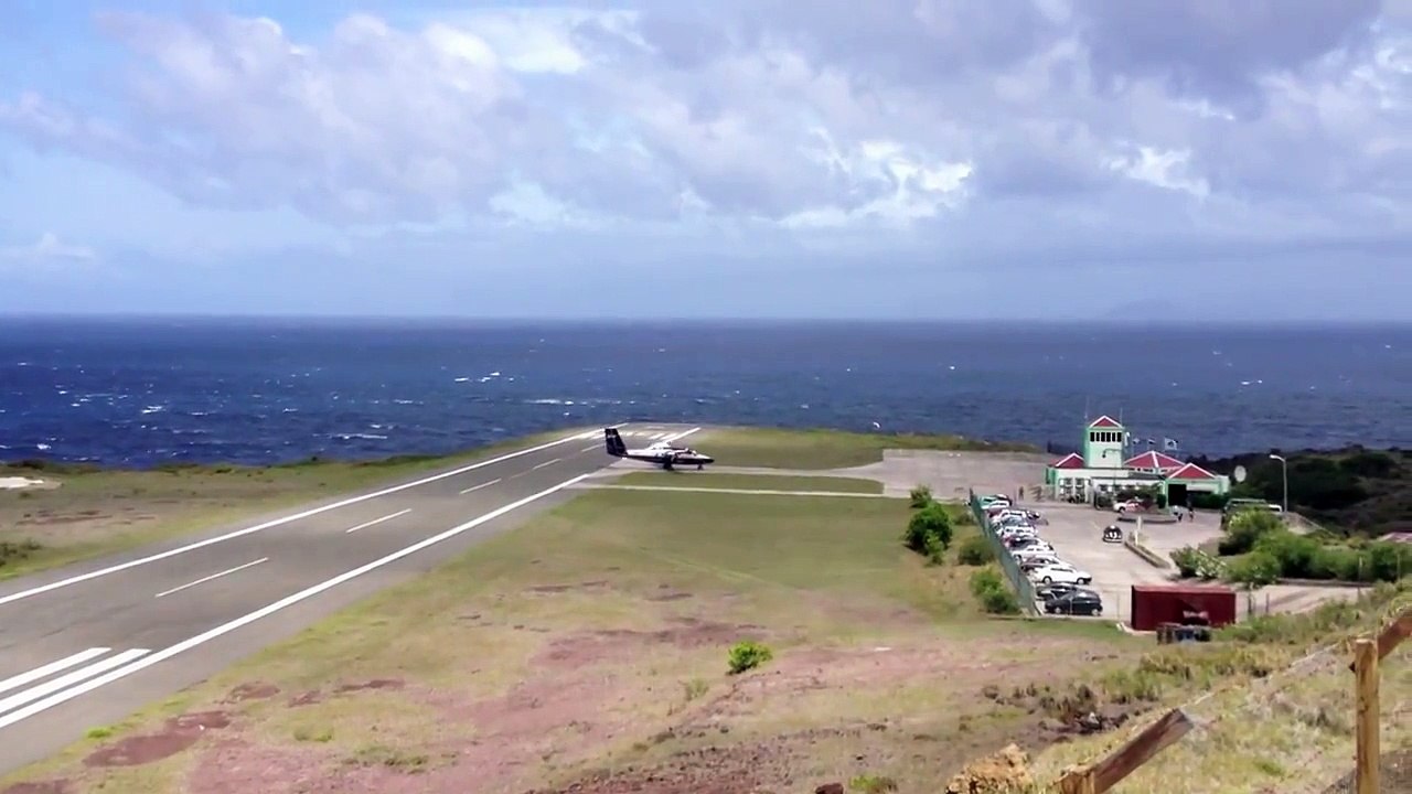 Shortest runway in the world!