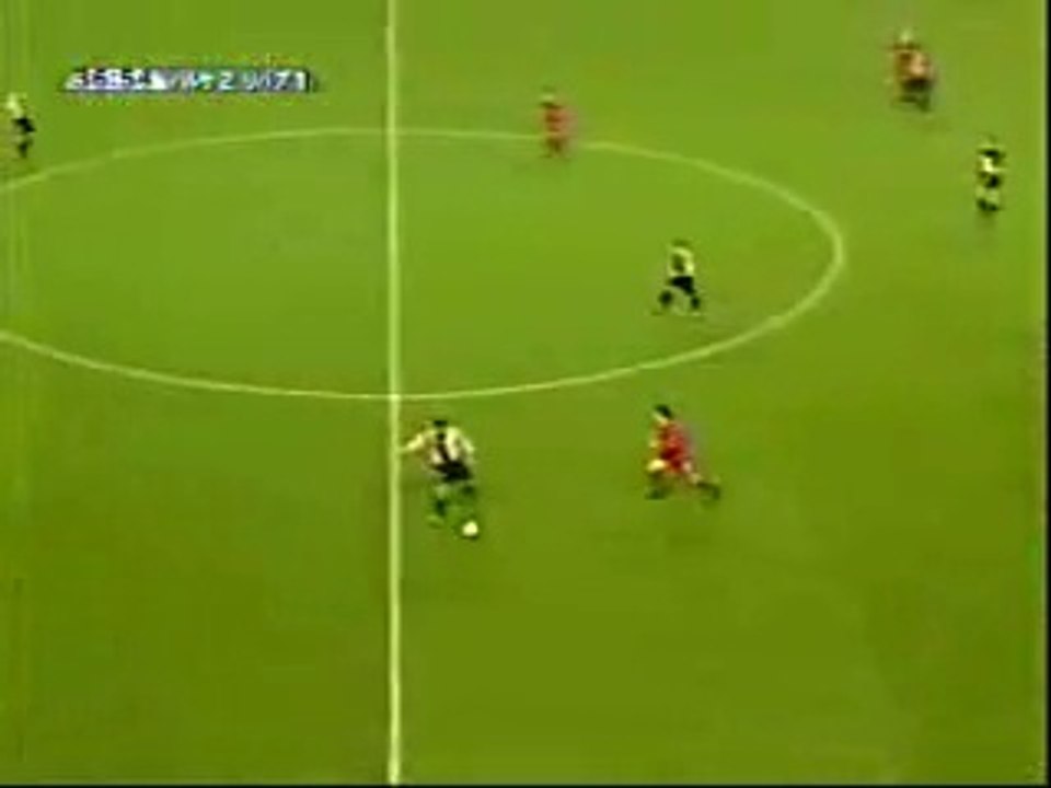 2001/02 Barcelona *tiqui taca* Liverpool off the park - goal Overmars