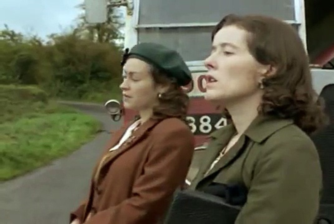 Amores prohibidos (1998) _ Falling for a Dancer [Español]-PART-1