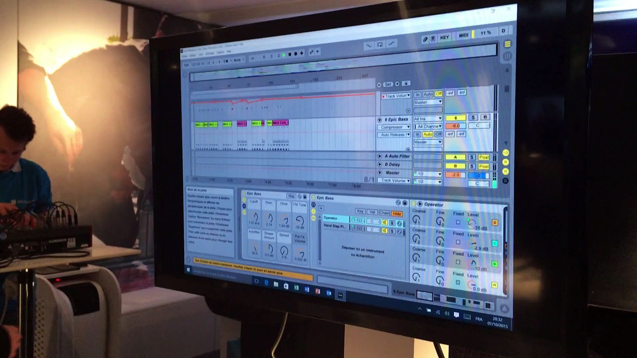 Démonstration du logiciel de production musicale Ableton Live sur tablette Surface Pro 3