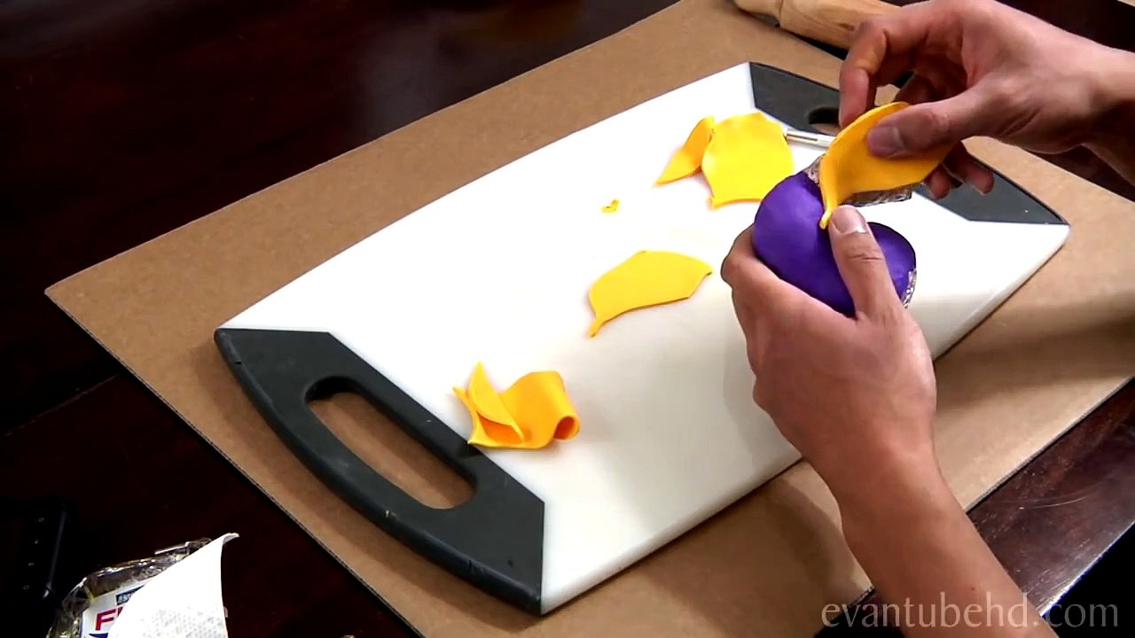 Angry Birds Space: MIGHTY SPACE EAGLE Clay Model Tutorial