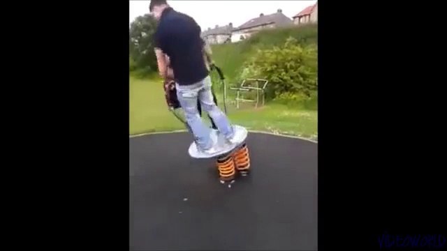 funny accident videos смешные видео аварии 搞笑意外视频 अजीब दुर्घटना वीडियो 面白い事故動画 videos divertidos accidentes komik videolar lustigen Unfall Videos أشرطة الفيديو حادث مضحك vidéos drôles d'accidents #1
