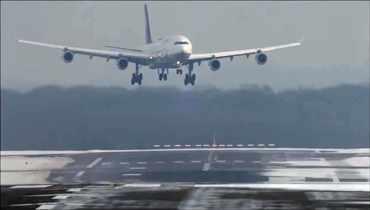 Lufthansa s Boeing 787 Flight Faces Crosswind Landing On Icy Runway