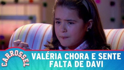 Valéria chora e sente falta de Davi