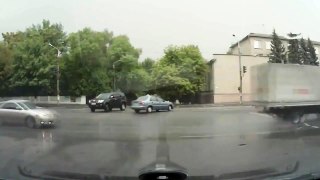 Lucky Car Crash at Intersection