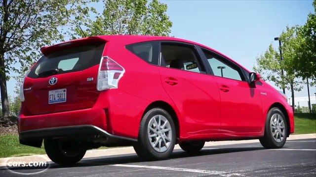 2015 Toyota Prius v review | 2015 Toyota Prius v Test Drive | Chicago News