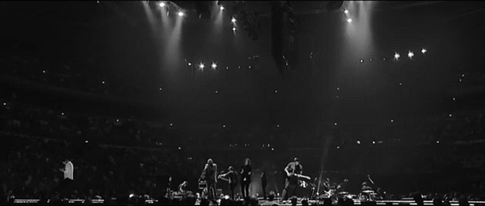 Hillsong United - No Other Name - Oceans (Where Feet May Fail)