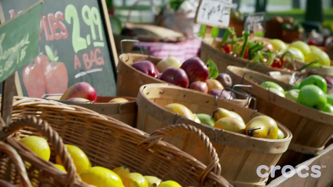 Crocs Busy Day Collection | Fall Holiday '15 Collection | Men, Women & Kids shoes online