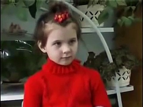 Наивная девочка всю свою семью сдала