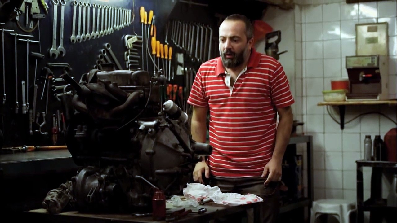 Çakallarla Dans1 - Börek Sahnesi