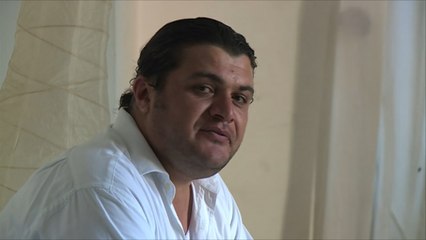 هذه قصتي- طبيب سوري تتحول تدويناته لكتاب