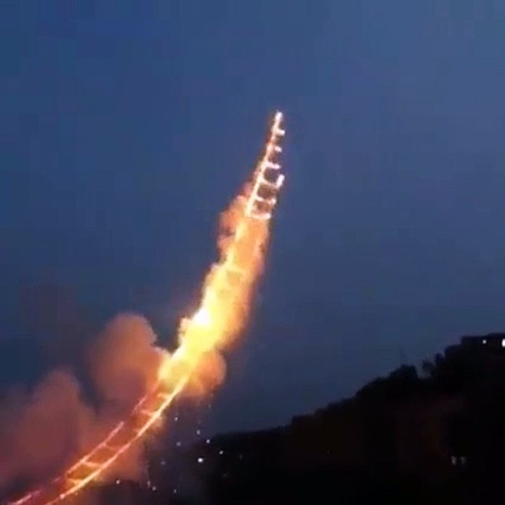 SKY LADDER