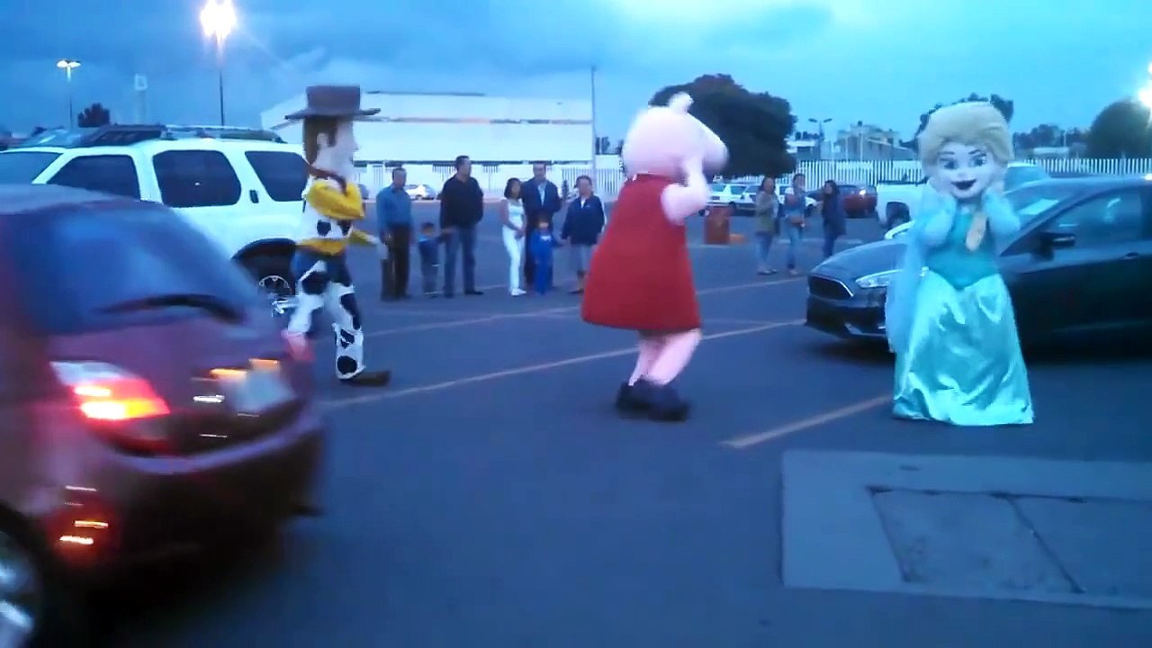 Peppa Pig Elsa y Woody Meneando El Trasero Bailando