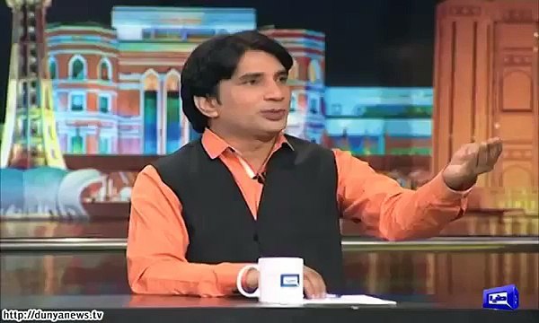 Dunya News Aima Baig realize her whole family's presence at Mazak Raat - Video Dailymotion