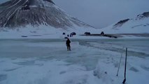 iceland 4x4 video in deep water