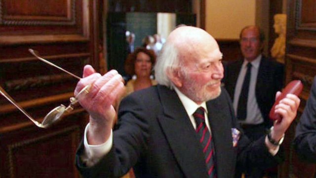 MUSIC BY ARMANDO TROVAJOLI