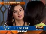 Lakhya ko pane ke liya Ragini ne bataya Swara ko ki woh ban ne waali hai Waali hai Lakshya ke Bache ki Maa yeh Jaan Kar Swara ko Laga Jatka - 12th October 2015 - Swaragini