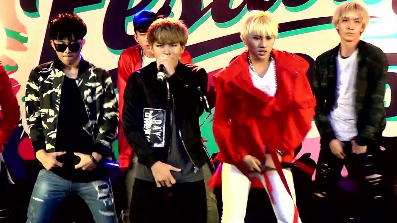 "Unleashed" cover "YeY" (B2ST/BEAST) @ "K-POP Festival 2015"