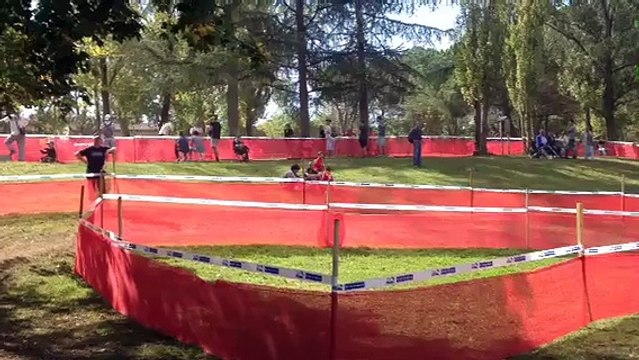 Cyclo-cross d'Albi : Russo créé des gros écarts en Espoirs