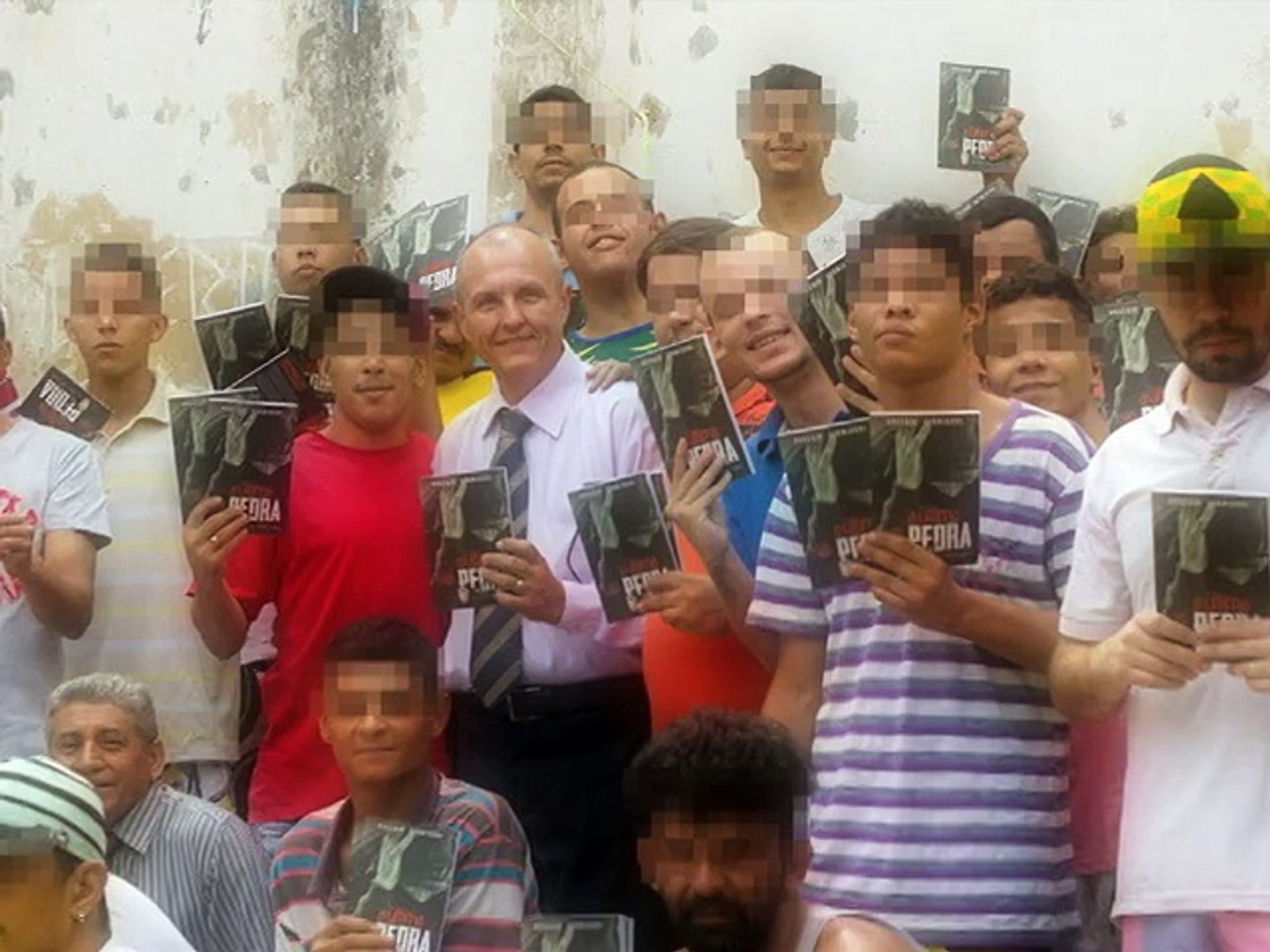 DOAÇÃO DE LIVROS NO PRESIDIO