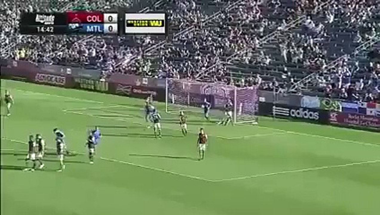 Le superbe coup franc de Didier Drogba