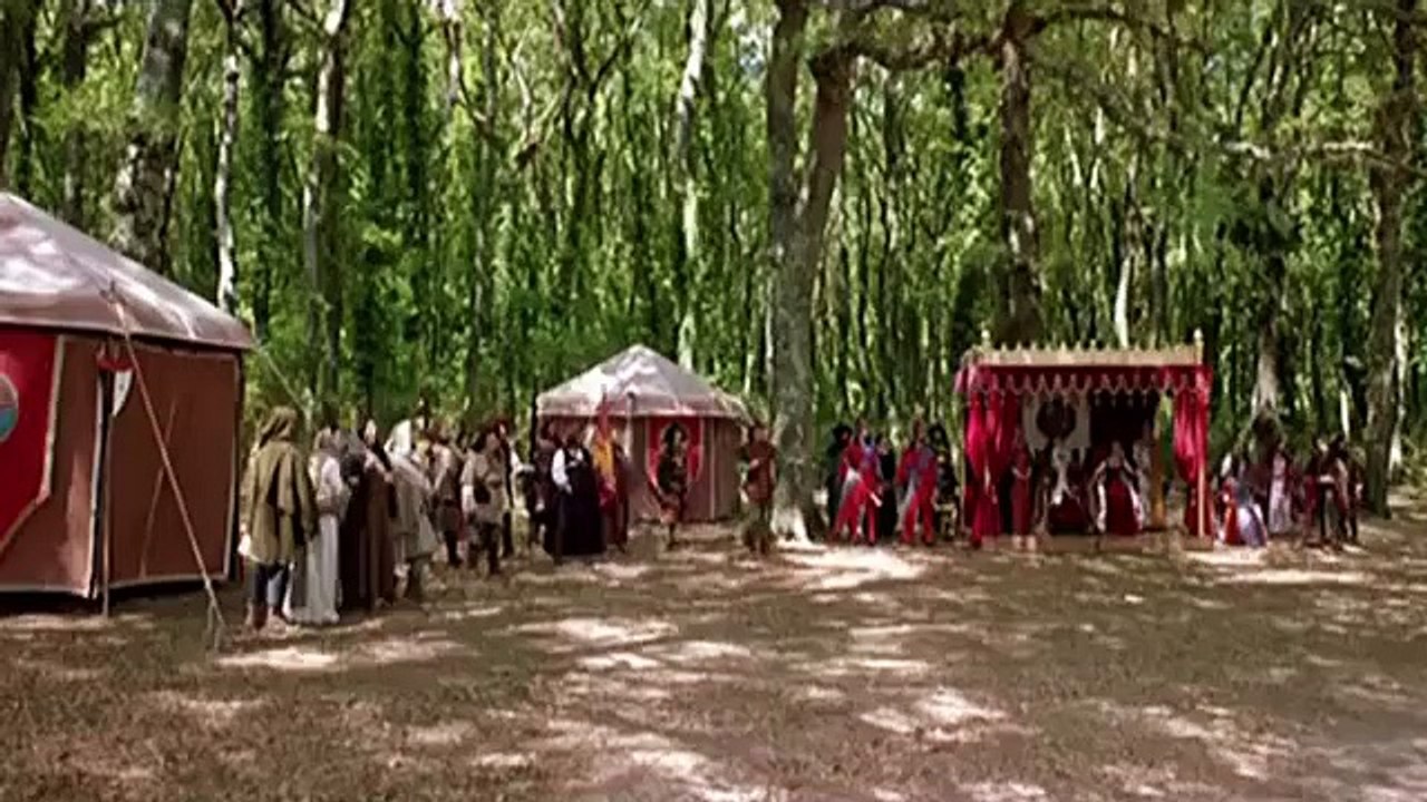 Man shooting apple on head of a man, Funniest video ever