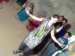 Indian Girl Dance On Dhool