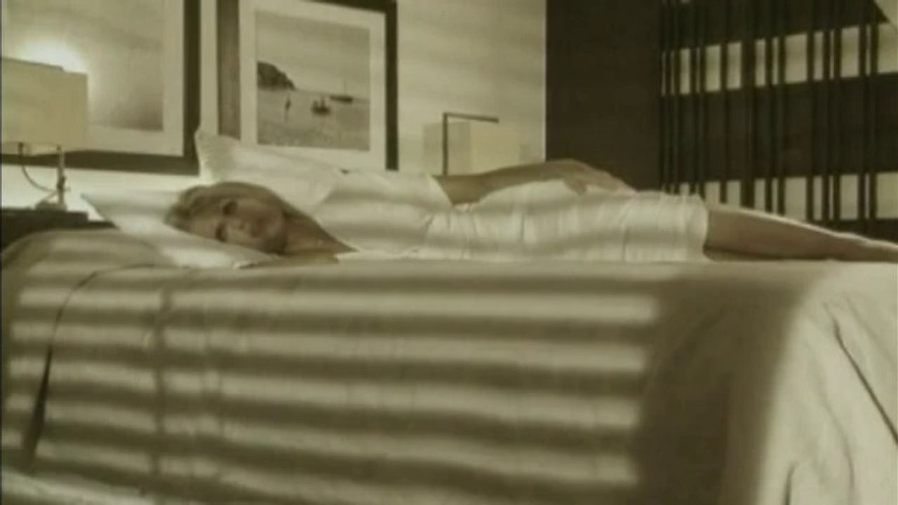 Νατάσσα Θεοδωρίδου- Μια κόκκινη γραμμή