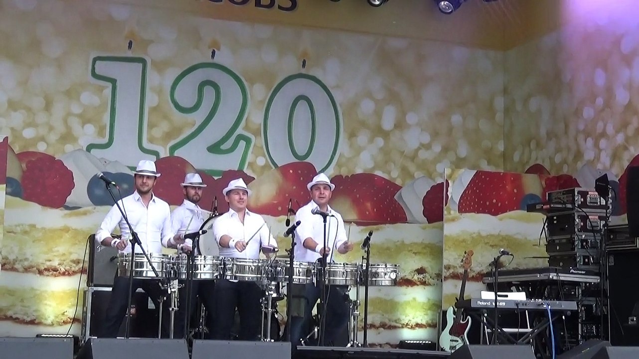 Шоу Барабанщиков на  Jacobs Monarch 12 сентября в Парке Горького